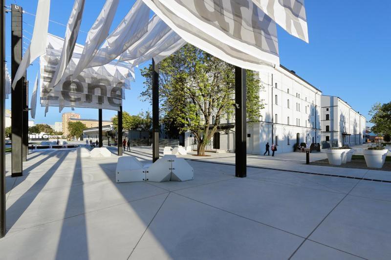 Apartman Matej Kosice Luaran gambar